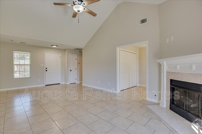 Building Photo - 4851 Jasmine Way