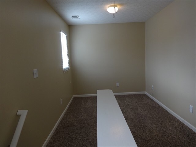 Building Photo - 518 Arrowhead Dr