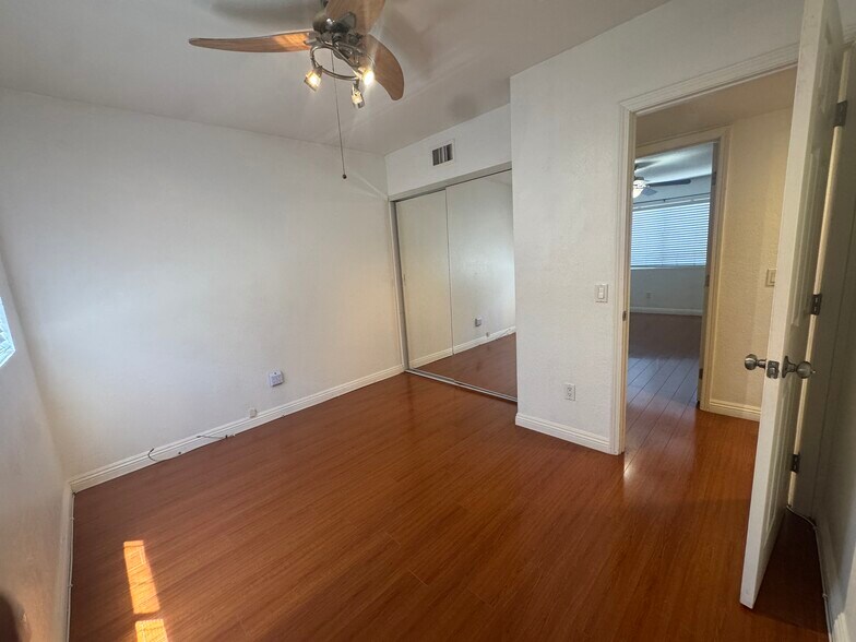 Building Photo - 1039 Mount Olive Dr
