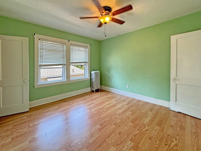 Building Photo - 28 Rodman St