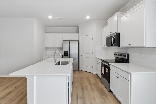 Building Photo - 21 Berryville Dr