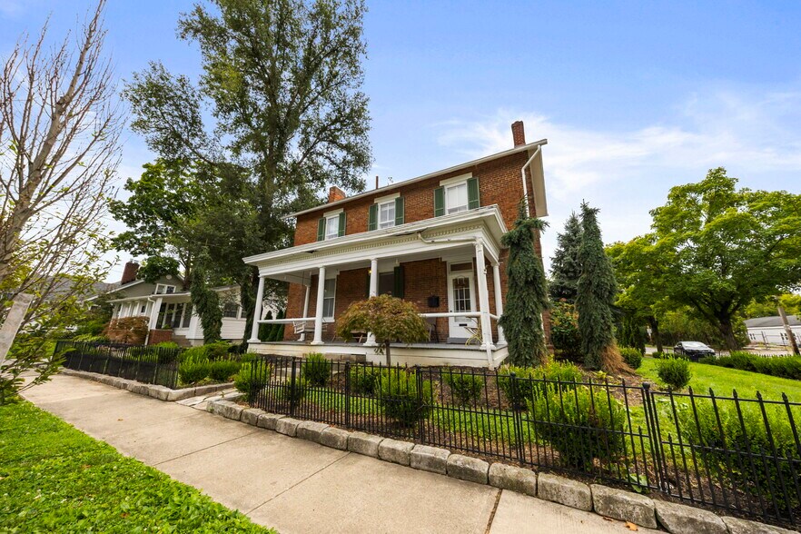 Building Photo - 161 E College Ave