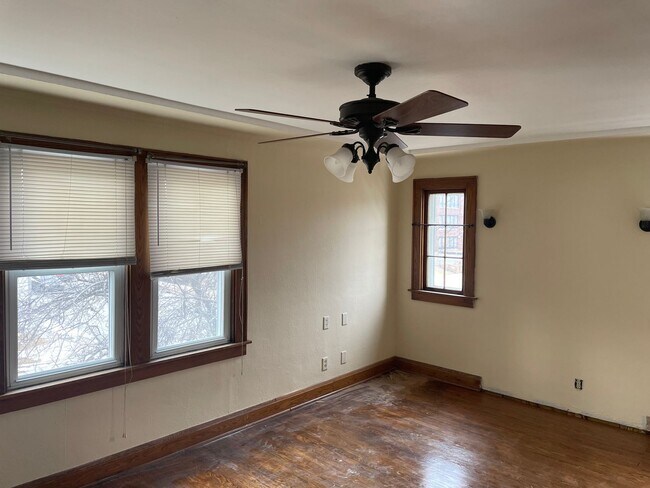 Building Photo - 2100-2102 S 85th St.