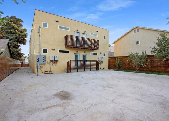 Building Photo - 4537 St Elmo Dr