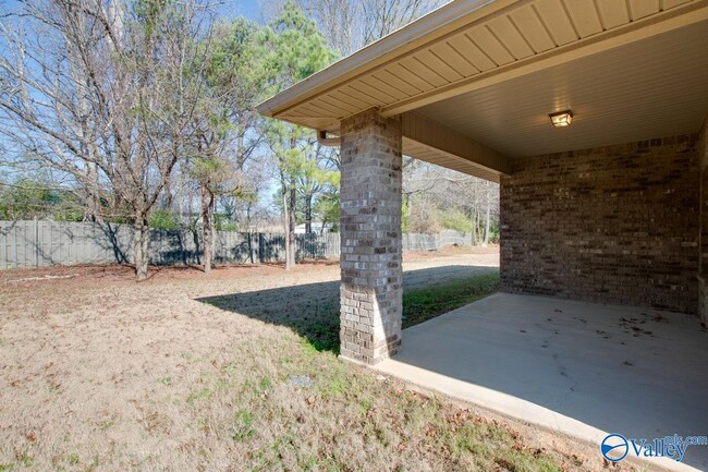 Building Photo - 26938 Mill Creek Dr