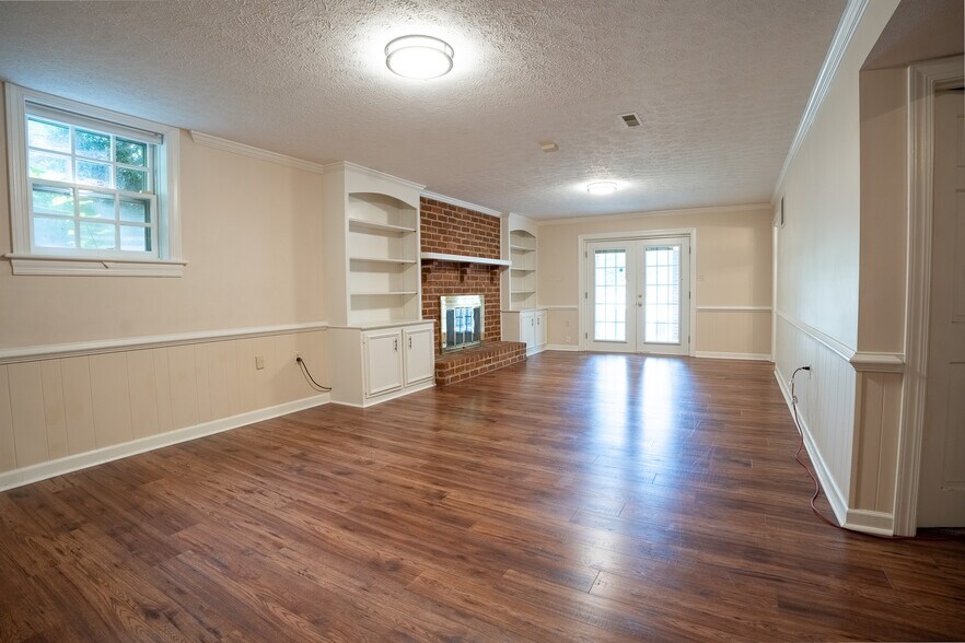 Building Photo - 4716 Heritage Dr