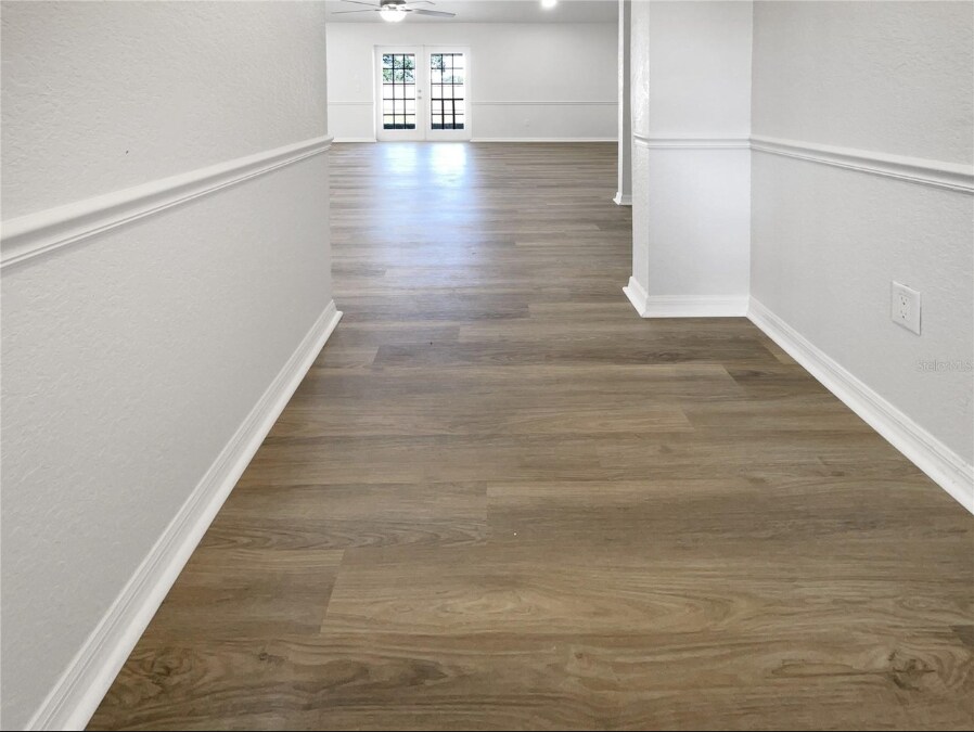 Building Photo - 2334 W Price Blvd