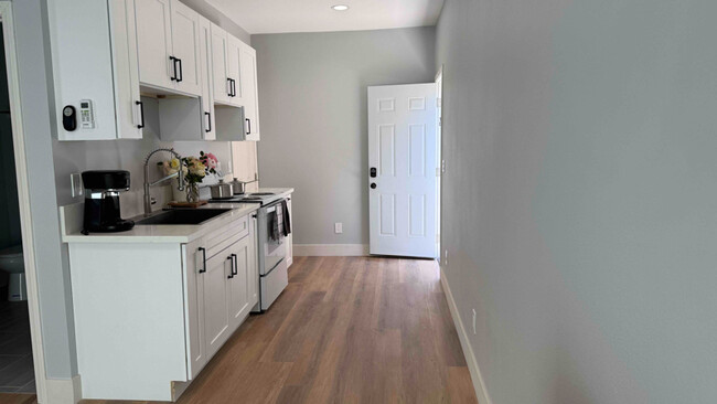 Building Photo - 13275 Brass Ring Ln