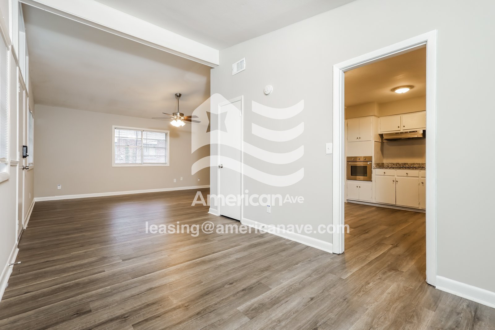 Building Photo - 2410 Broadmoor Dr