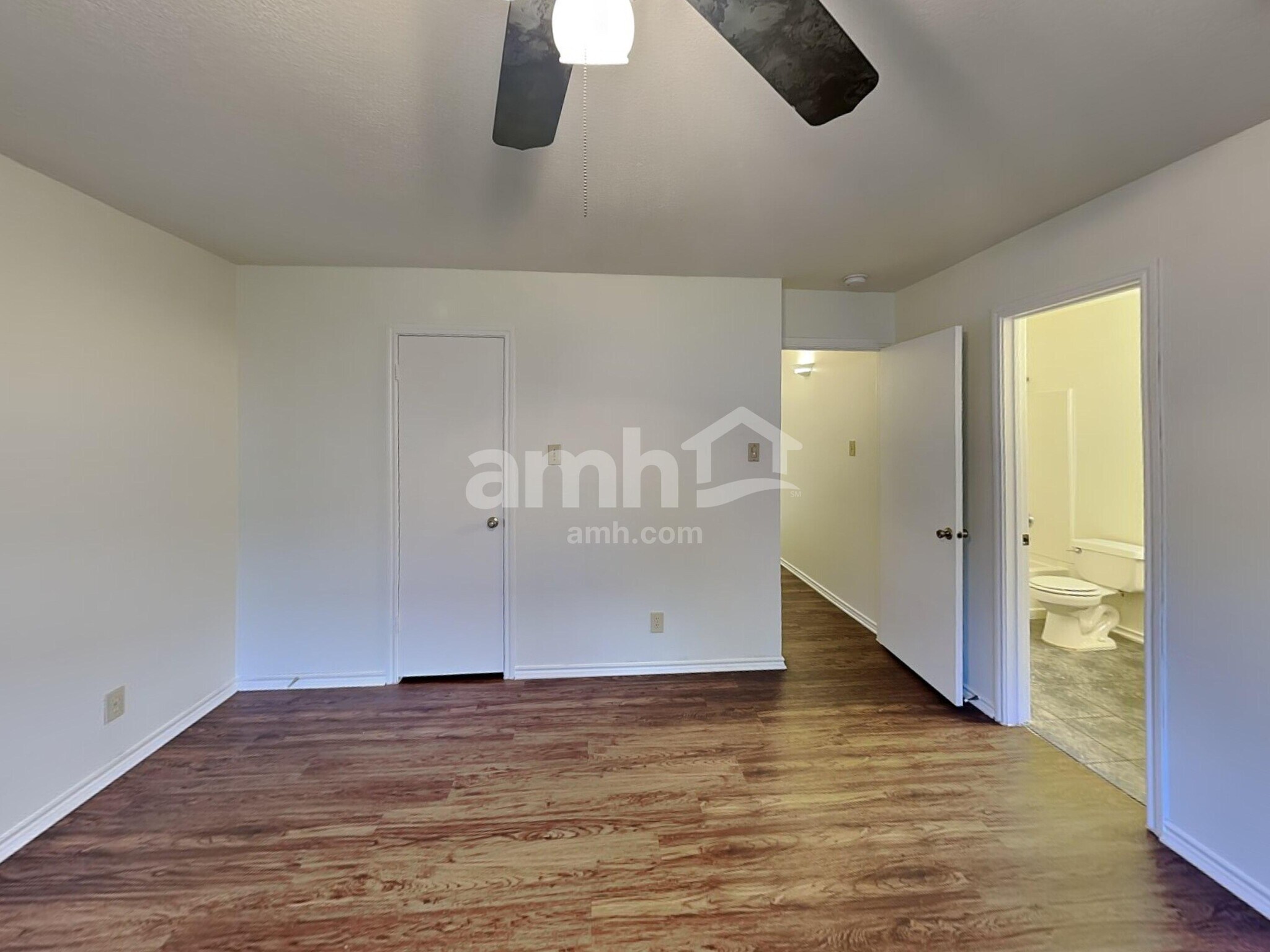 Building Photo - 6422 Beech Trail Dr