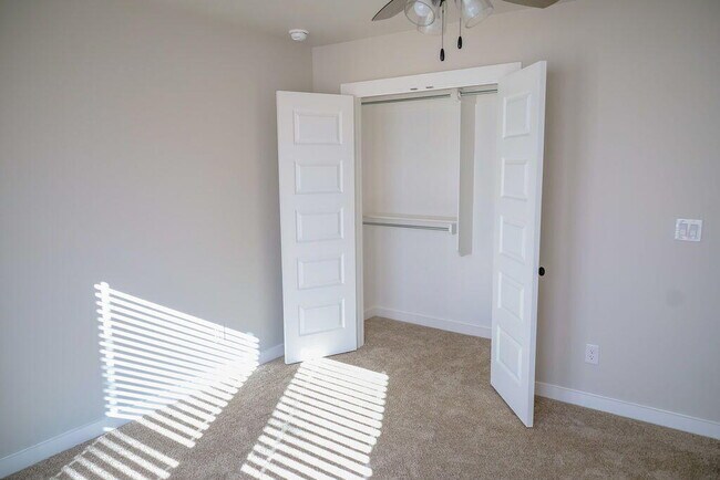 Building Photo - 2916 Corpus Ave