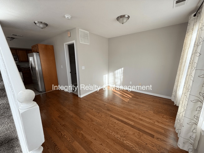 Building Photo - 4001 E 16th Ave