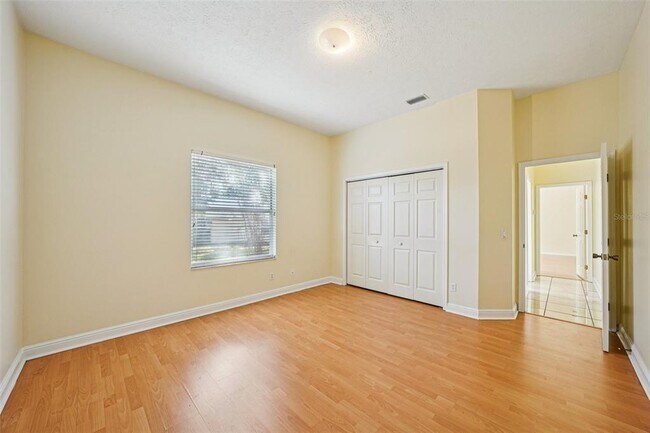 Building Photo - 918 Academy Dr