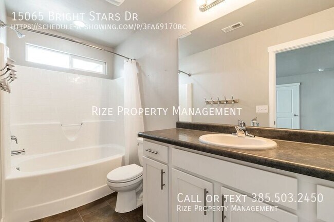 Building Photo - 15065 Bright Stars Dr