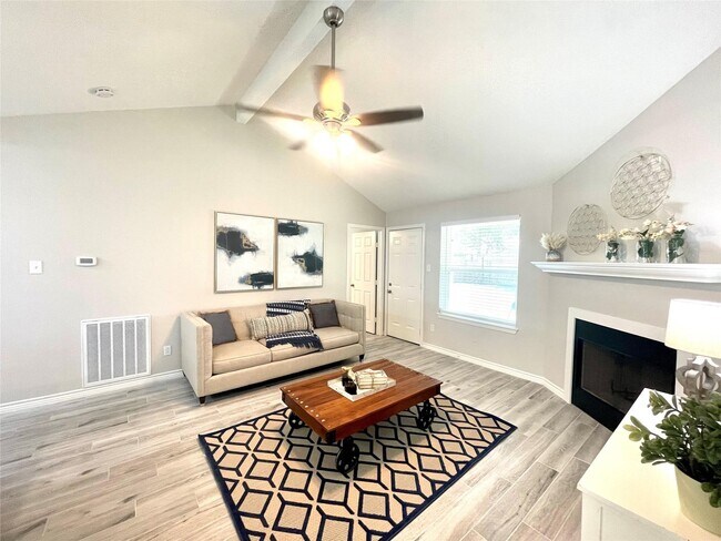 Building Photo - 18635 Andalusian Dr