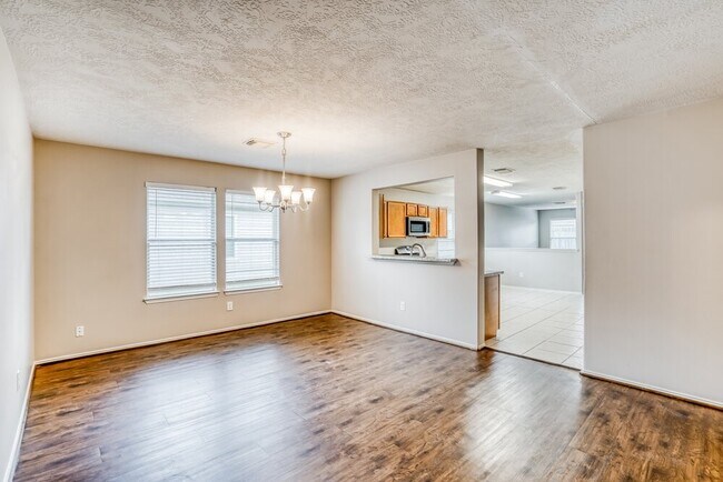 Building Photo - 4931 Winding View Ln