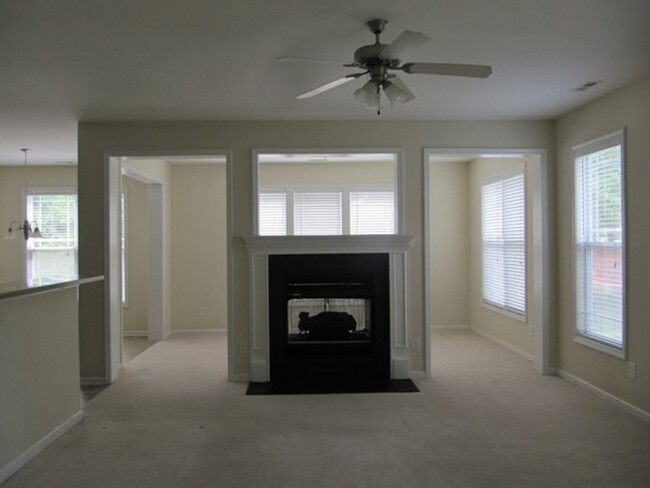 Building Photo - Coming Soon! Discover your new haven! This...