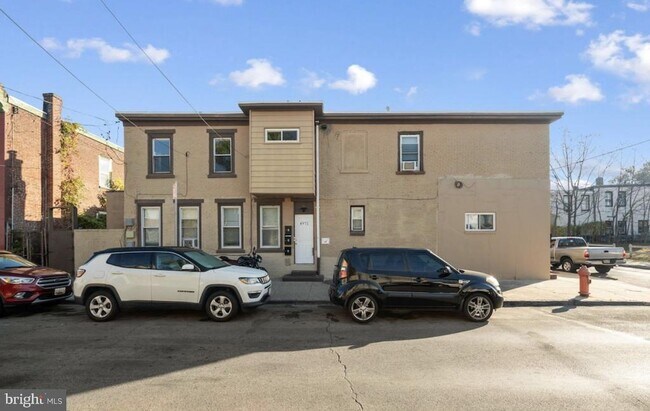 Primary Photo - 4971 Kershaw St