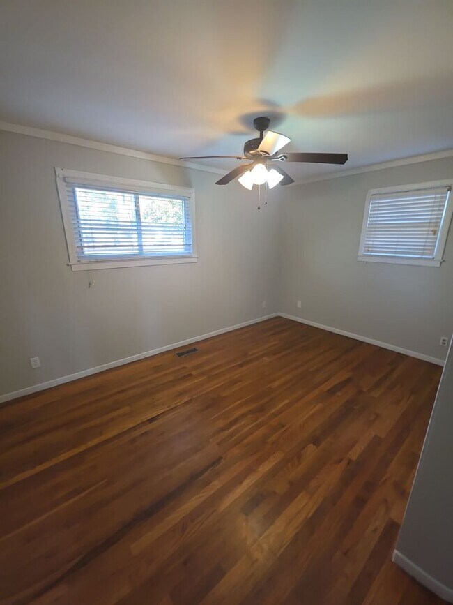 Building Photo - 3-Bedroom Single-Family Home Near TTU with Hardwood Floors and Carport