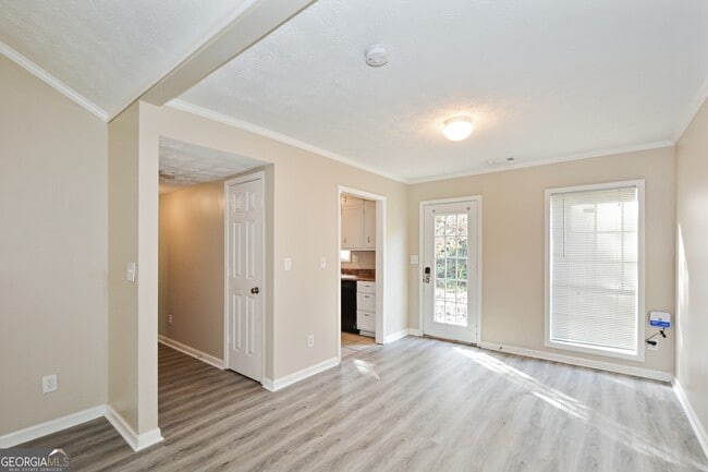 Building Photo - 2624 Country Trace SE