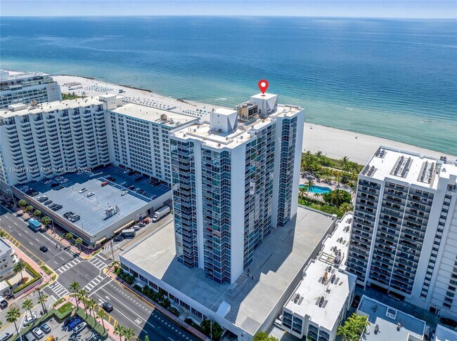 Building Photo - 2655 Collins Ave