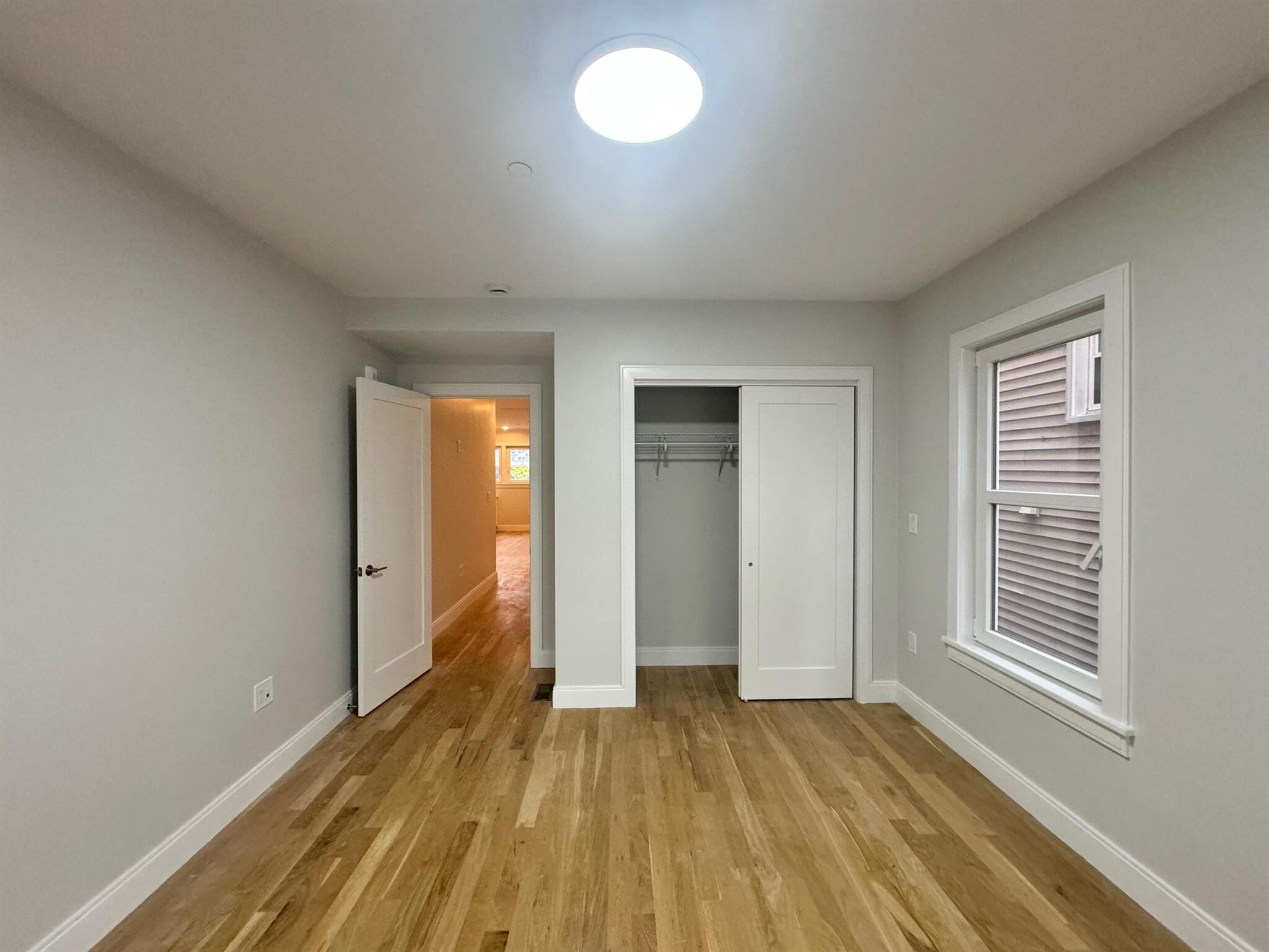 Building Photo - 35 Gore St