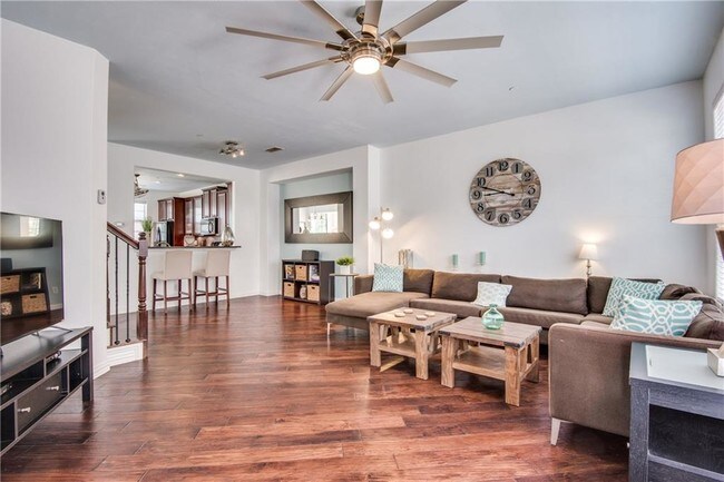 Building Photo - 1503 Biltmore Ln