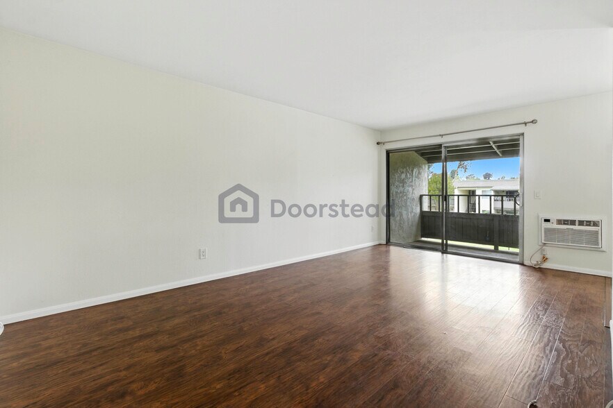 Building Photo - 9175 Campina Dr