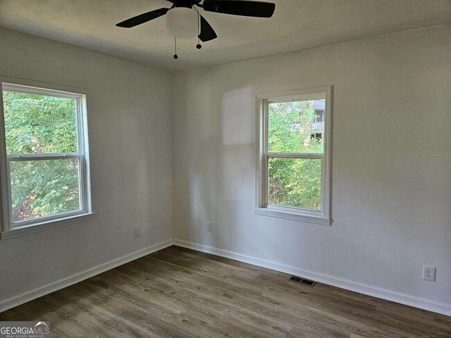 Building Photo - 417 N Georgia Ave