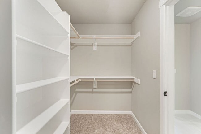 Building Photo - 6931 NE 132nd Way