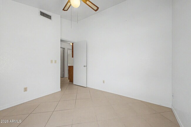 Building Photo - 6836 S 18th St
