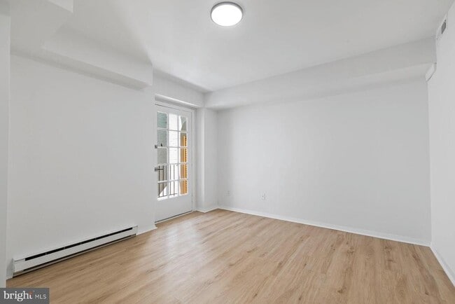 Building Photo - 207 S Patrick St