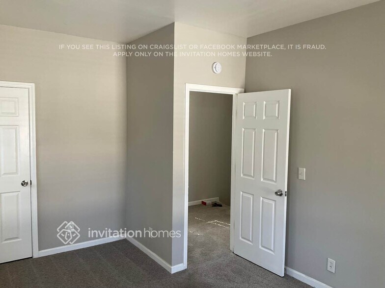 Building Photo - 1408 Willow Trail SW