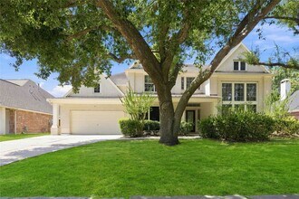 Building Photo - 14715 Golden Bough Ln