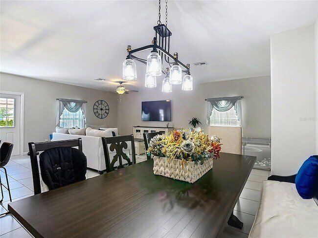 Building Photo - 403 Argyll Dr