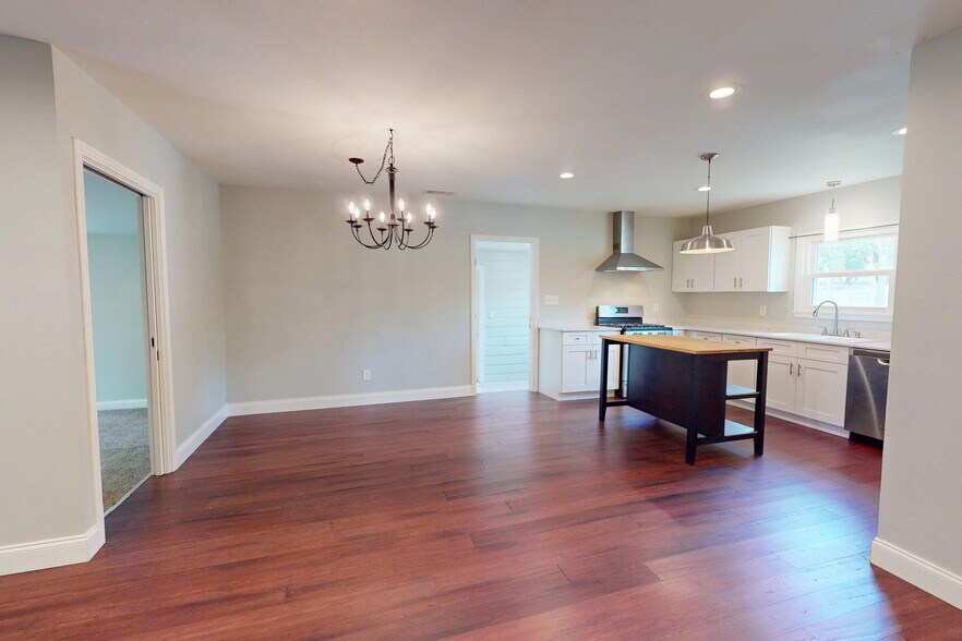 Dining Room & Kitchen - 1901 11th St