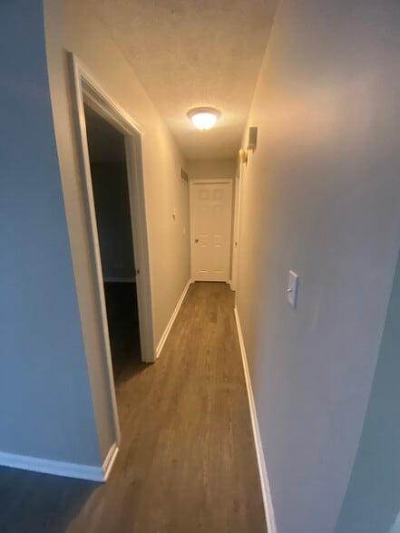 Building Photo - 330 Santa Fe Ct