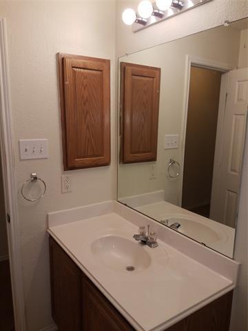 Building Photo - 305 Foreston Dr