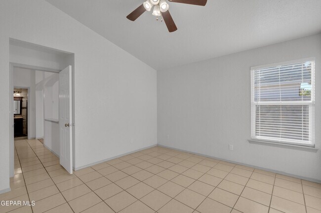 Building Photo - 12077 Castle Keep Cir