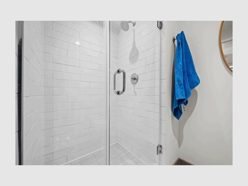 Building Photo - 901 D St NE