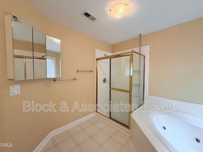 Building Photo - 603 Harold Latta Rd
