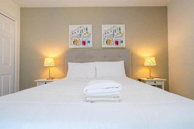 Building Photo - 2625 Santosh Cove