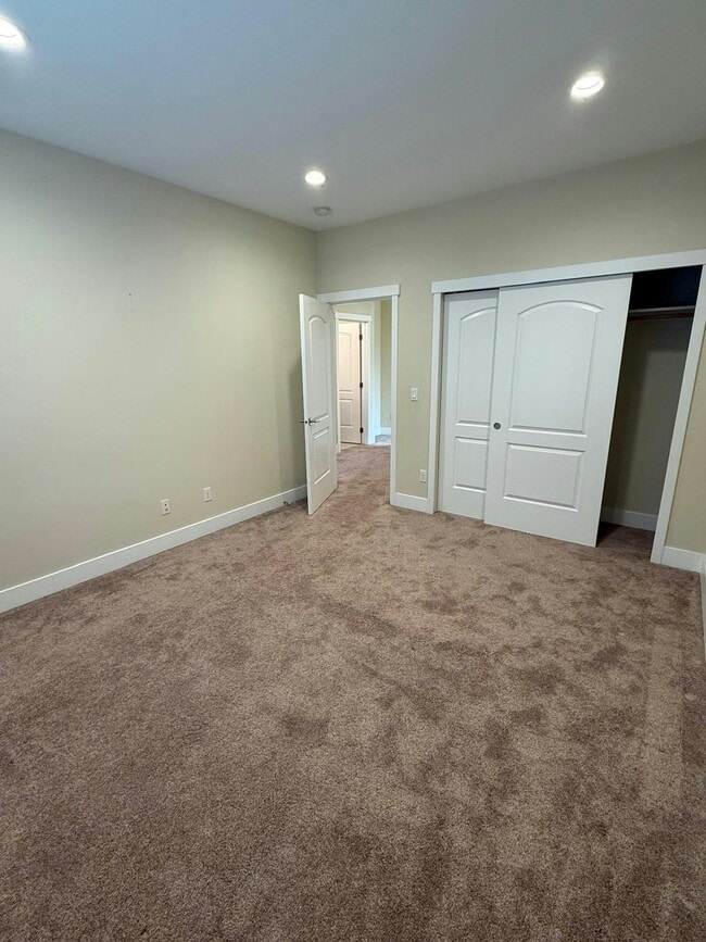 Building Photo - 2181 Marianas Ln