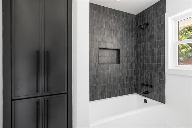 Building Photo - 6746 Braeburn Dr