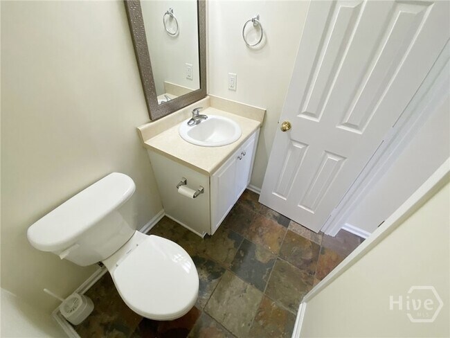 Building Photo - 205 Salt Landing Cir