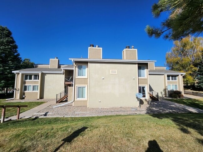 Building Photo - Stunning 3-bedroom, 2-bathroom Condo located in Monument! Move In Now and 50% Off First Month's R...