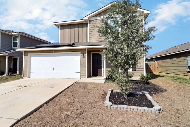 Building Photo - Move-In Ready 3-Bed Home with Solar Panels + Washer, Dryer & Refrigerator — Half Off Second Full ...