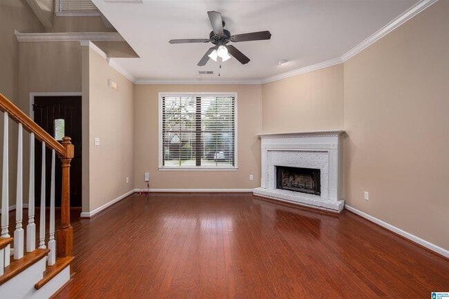 Building Photo - 2250 Ridgemont Dr