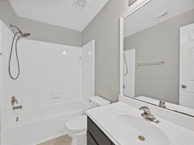 Building Photo - 22 Verbena Bend Pl