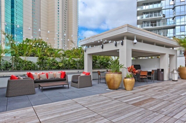 Building Photo - Convenient Luxury Living!! WELCOME TO WAIH...